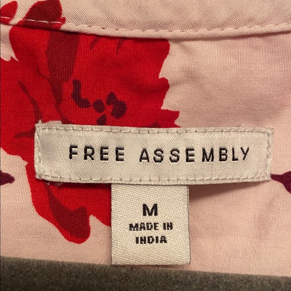 Free Assembly Red Floral Long Sleeve High Low Blouse…size M - Picture 6 of 7